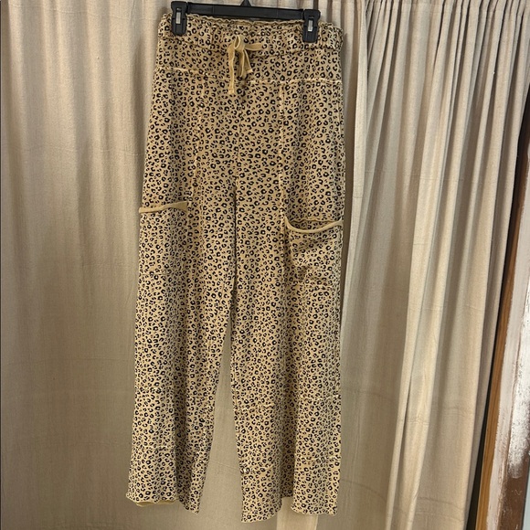 Leopard Print Pants - Easel - Picture 1 of 6